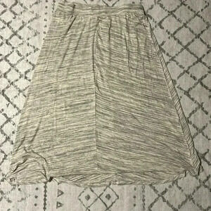 Women’s Cato Woman Skirt Plus Size Sportswear Maxi Skirt No Split NWT Size 22/24
